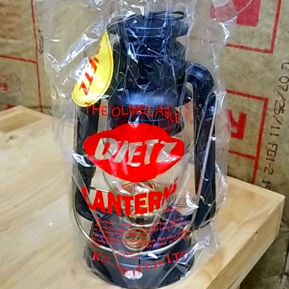 Dietz Oil Lamp